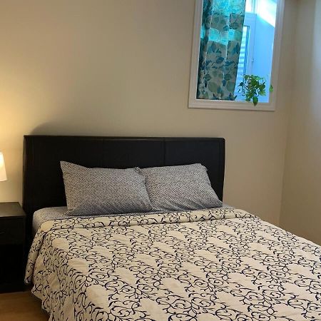 Finished 2 Bedroom Apartment In An Upscale Area Of Ajax Exterior foto